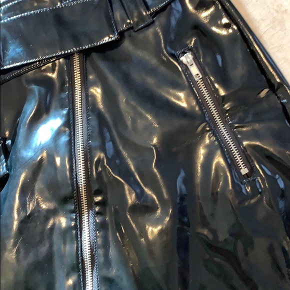 Vinyl mini black skirt - Picture 7 of 7
